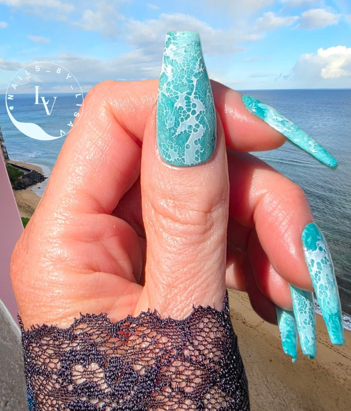 White Abstract Lace Gel over Caicos & Azure Sky Solid Marble of Gels Mani - HEMA, HPMA, TPO Free