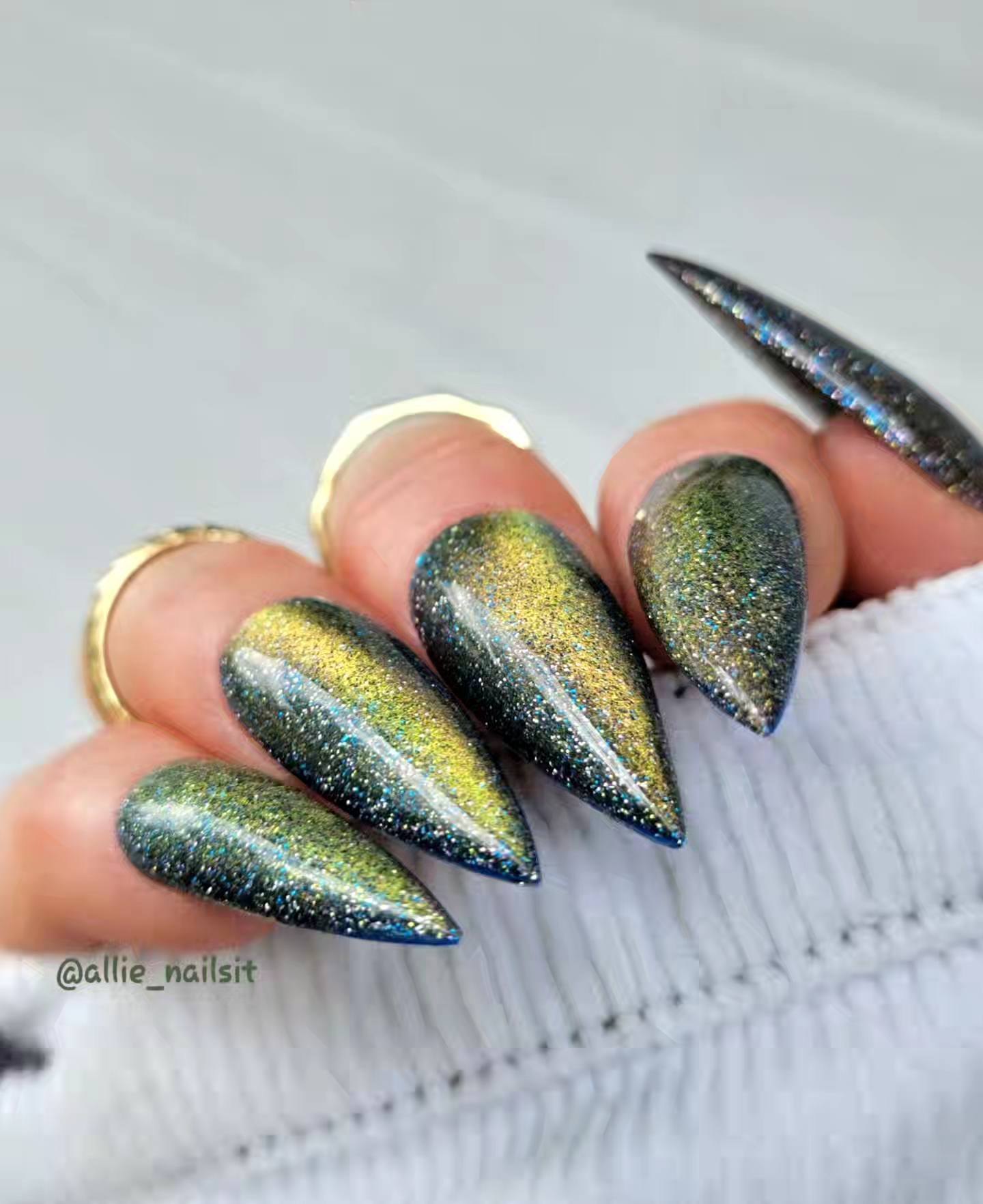 Pandora Glitter Cat Eye Gel - HEMA, HPMA, TPO Free