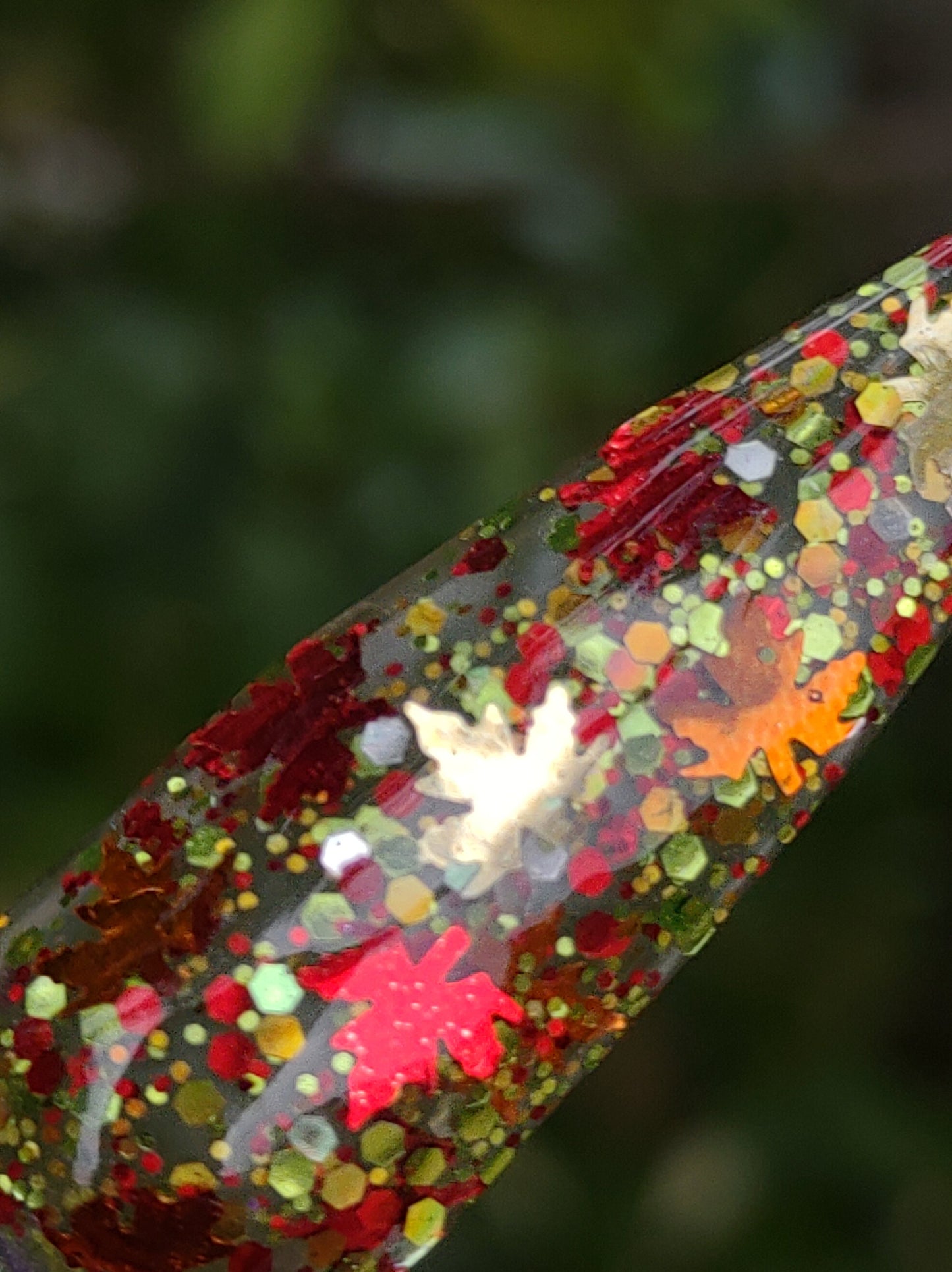 Free Fallin' / Fall Leaves, Red, Green & Gold Holographic Glitter in a Clear Base / Acrylic Nail Dip Powder