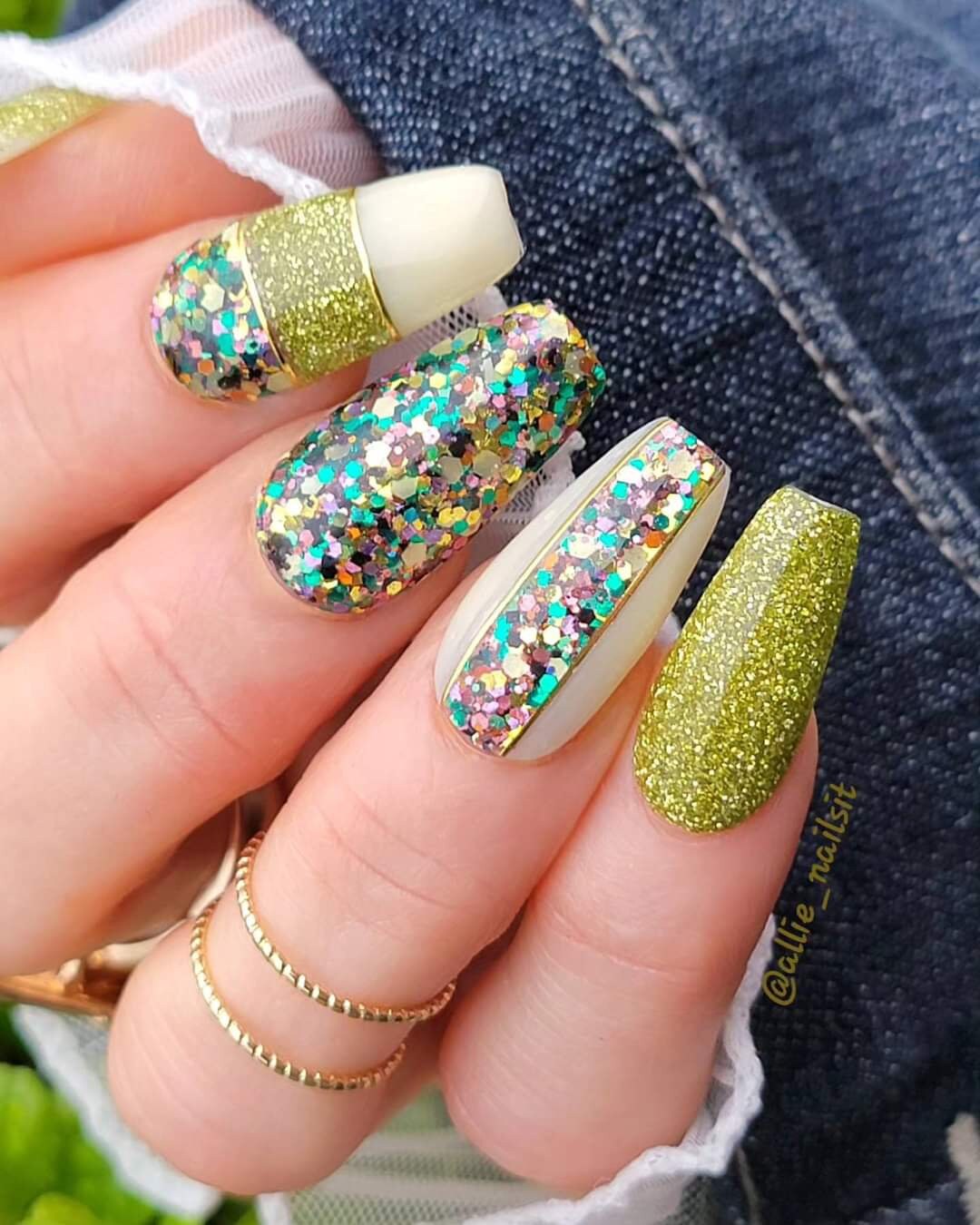Beach Bum Cream White Gel & Dip Mani | Ocean Treasure, Chartreuse Cooler Glitter Dips | HEMA, HPMA, TPO, 30 Free uv/led Gel | 15ml
