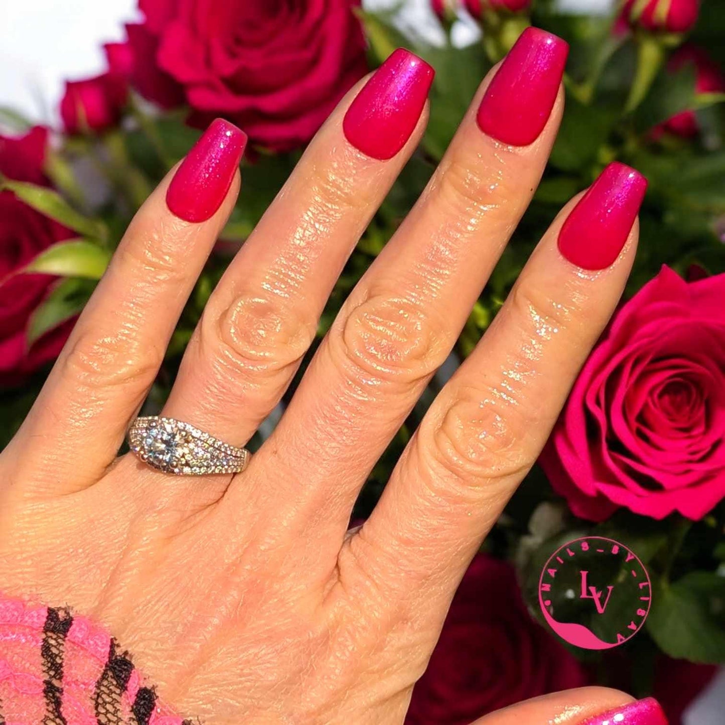 Frisky Fuchsia Mani | Shimmery Fuchsia with Blue Iridescent Effect Gel | HEMA HPMA tpo Free uv/led | 15ml