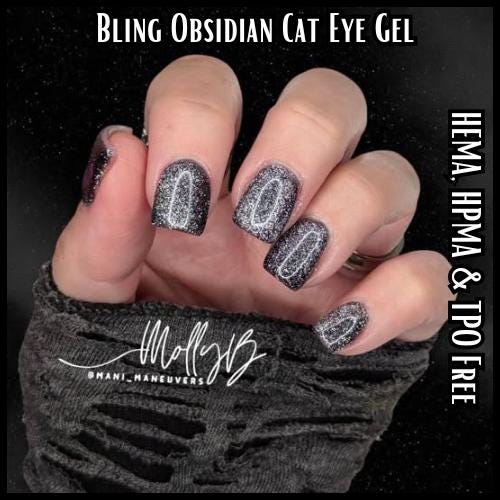 Obsidian Glittery Cat Eye Gel Mani | Silver Metallic in a Black Gel Base | HEMA, HPMA, TPO Free uv/led | 15ml |