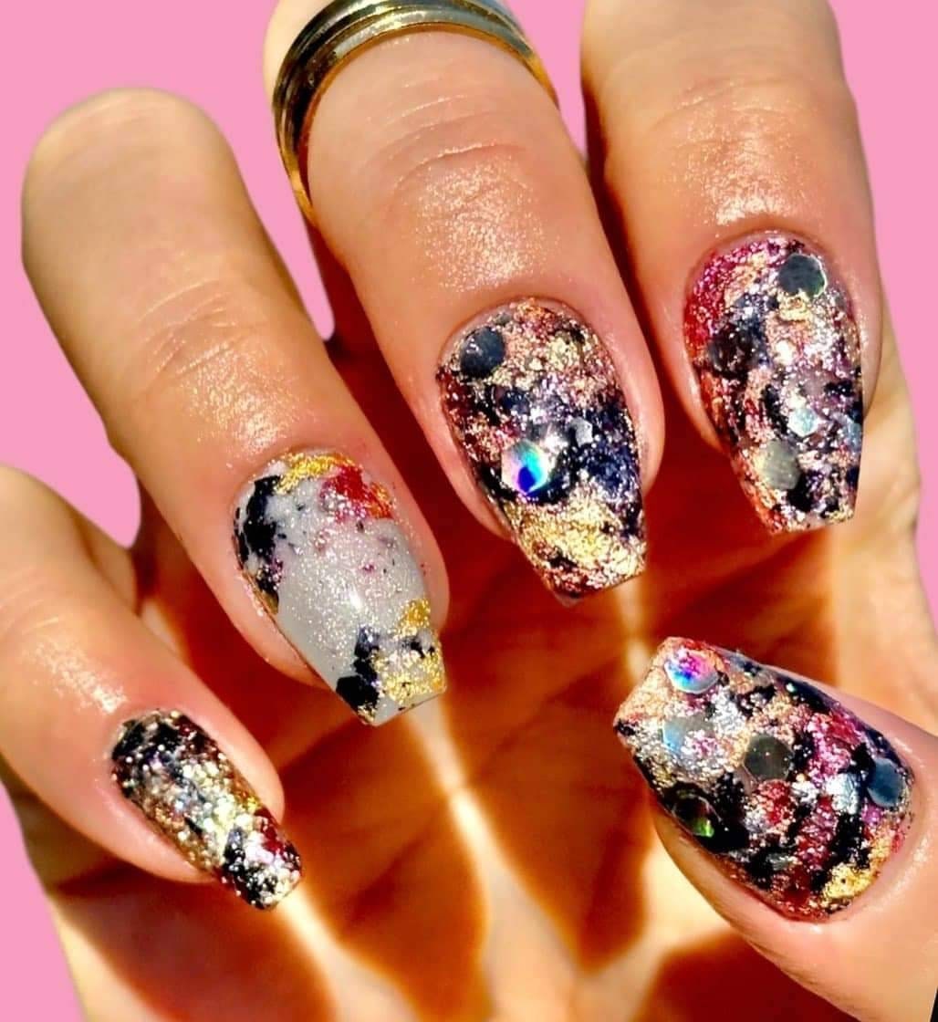 F Cancer Dip Mani