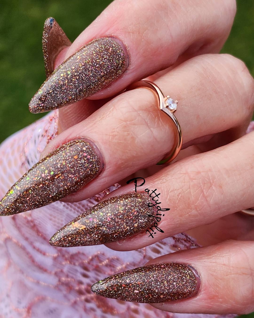 Frosted Toffee Gel Mani - HEMA, HPMA, TPO Free