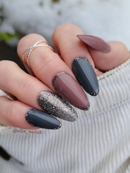 Storm, Truffle & Smoke Glitz Gel Mani - HEMA, HPMA, TPO Free