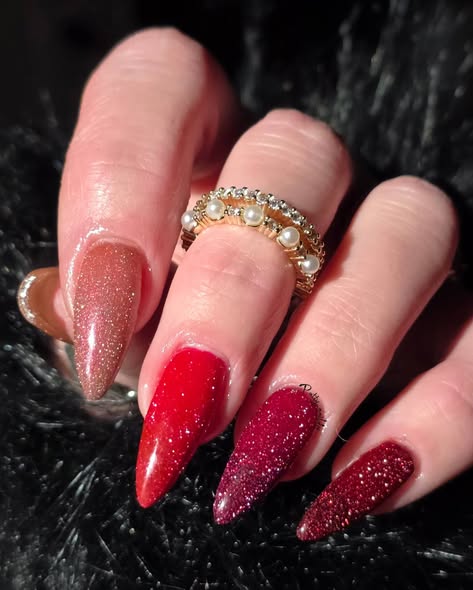 ULTRA Backstage Beauty, Curtain Call, Miami Beet, Funny Bunny Reflective Gels Mani - HEMA, HPMA, TPO Free