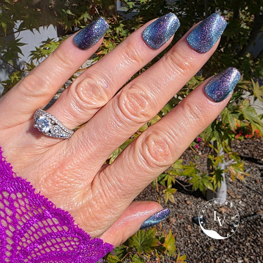 ULTRA Mermaid Magic Cat Eye Gel Mani - HEMA, HPMA, TPO Free