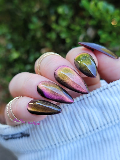 ULTRA Eye Candy 9D Chameleon Cat Eye Gel - HEMA, HPMA, TPO Free