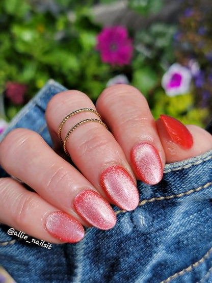 ULTRA Hot Mess Neon Cat Eye Gel Mani - HEMA, HPMA, TPO Free