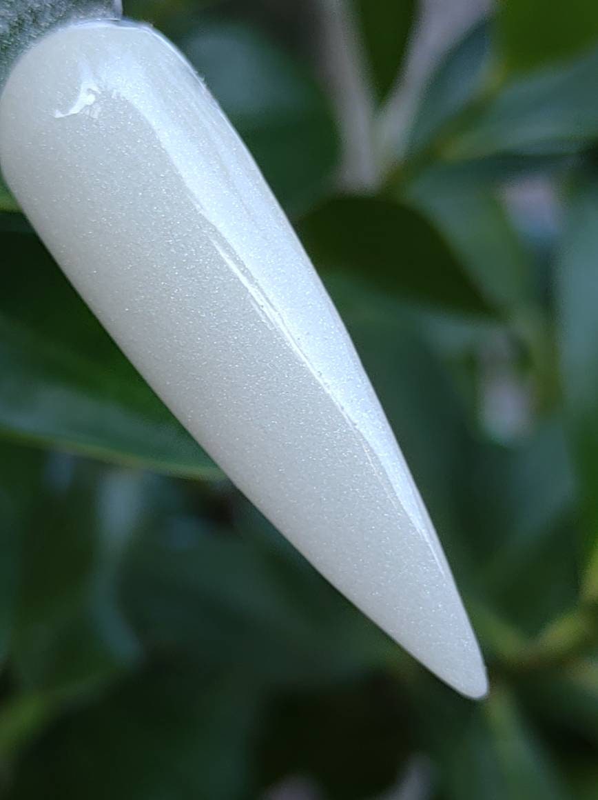 White Pearl GLOW (WPG)