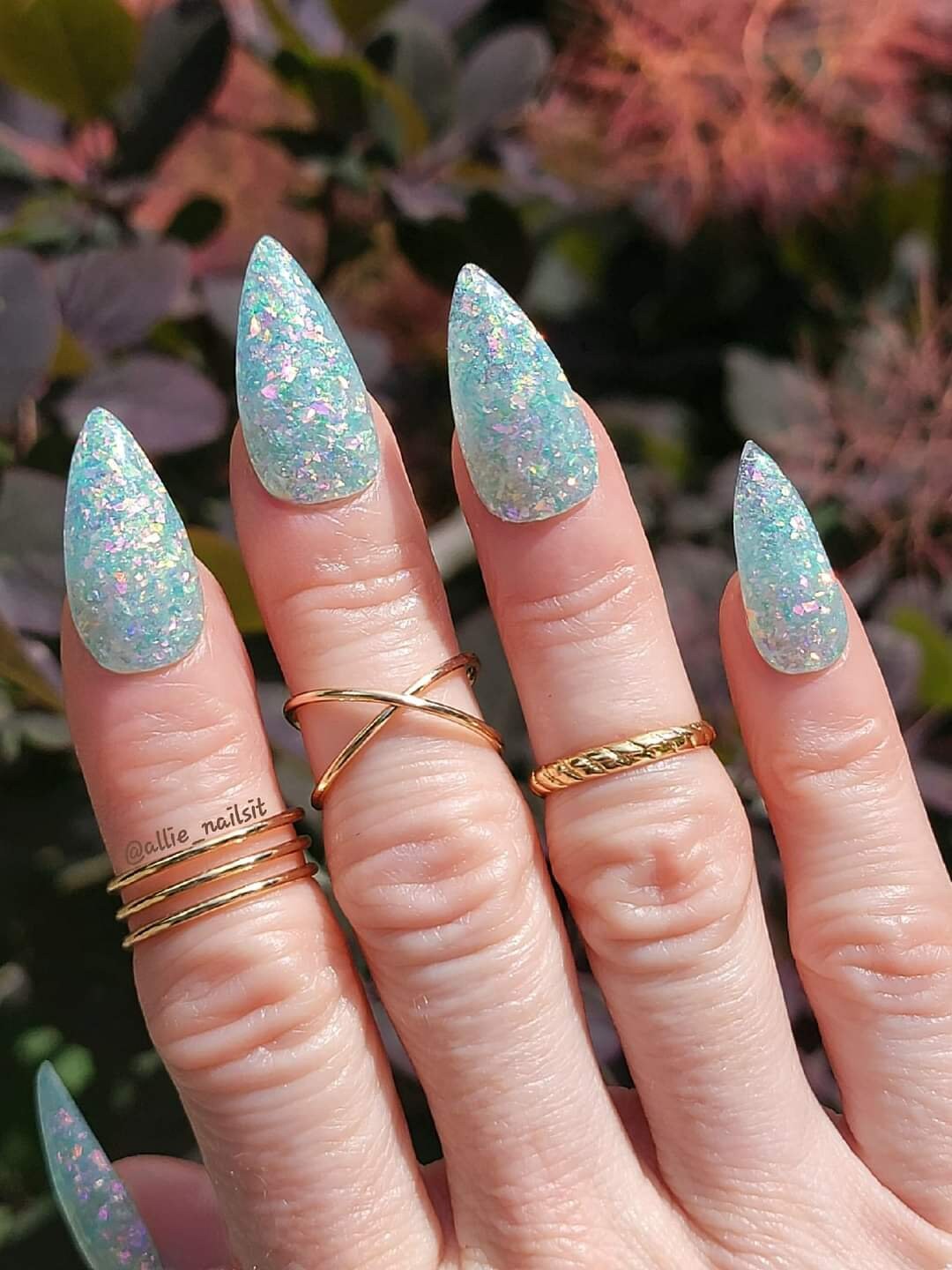 Frozen Blue shards and flakes with Pink Flares / Acrylic Nail Dip Powder