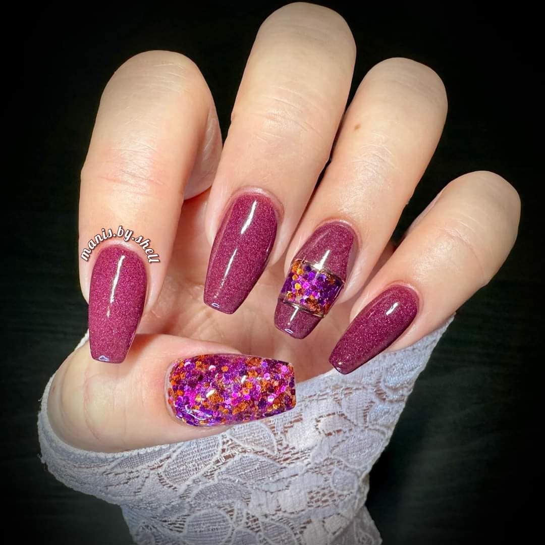 Imprisioned Queen Dip Duo Mani