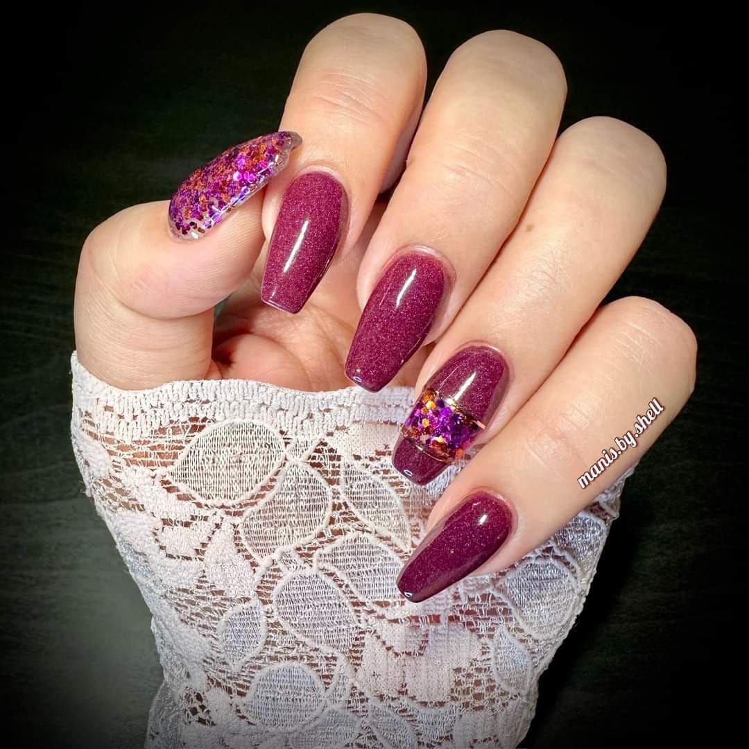 Imprisioned Queen Dip Duo Mani
