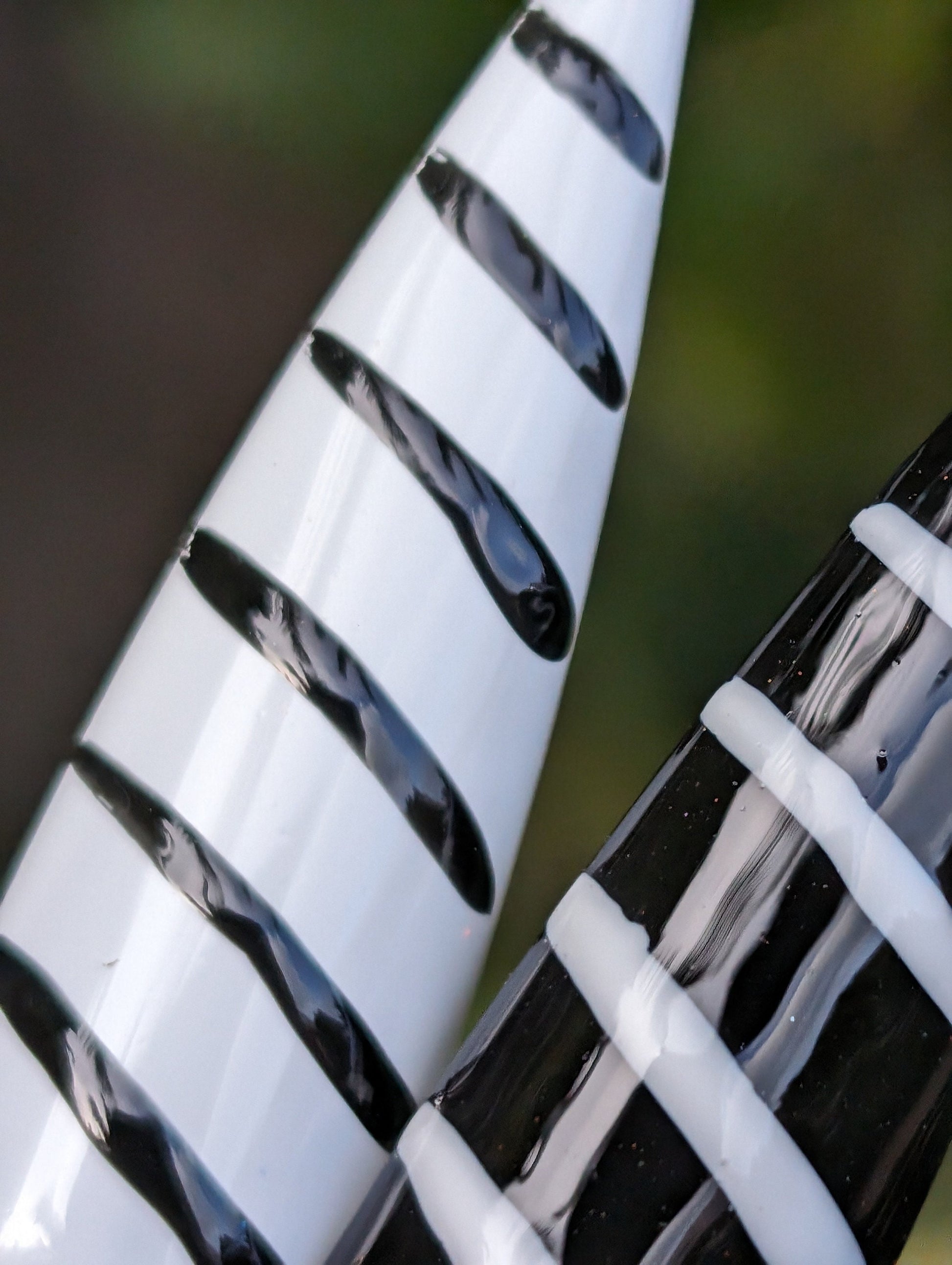 Black & White Gel Art Liner Gels | Highly Pigmented | HEMA, HPMA, TPO, 30 Free uv/led | 15ml | Soak Off