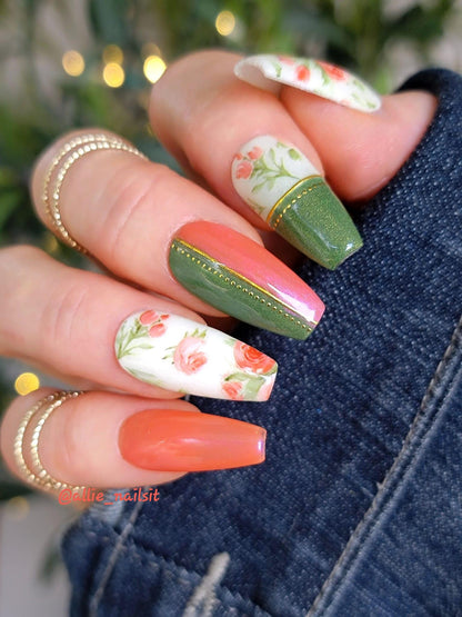 Olive Sahara Flowers Mani | Transfer Foil Flowers | White Pearl Glow and Olive Branch Dips | Sahara Sunset Gel | HEMA, HPMA, TPO Free |