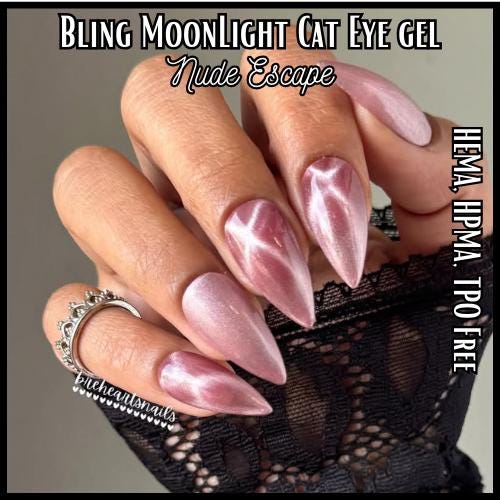 Nude Escape Moonlight Cat Eye Gel Mani - HEMA, HPMA, TPO Free