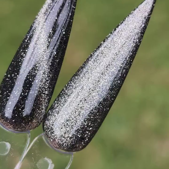 Nightfall - Dark Silver Glittery Cat Eye - HEMA, HPMA, TPO Free