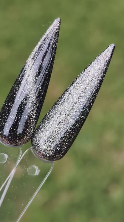 Nightfall - Dark Silver Glittery Cat Eye - HEMA, HPMA, TPO Free