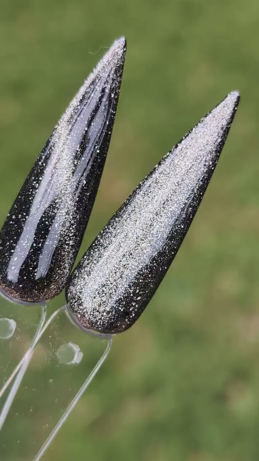 Nightfall - Dark Silver Glittery Cat Eye - HEMA, HPMA, TPO Free