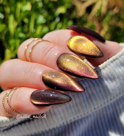 ULTRA Eye Candy 9D Chameleon Cat Eye Gel - HEMA, HPMA, TPO Free