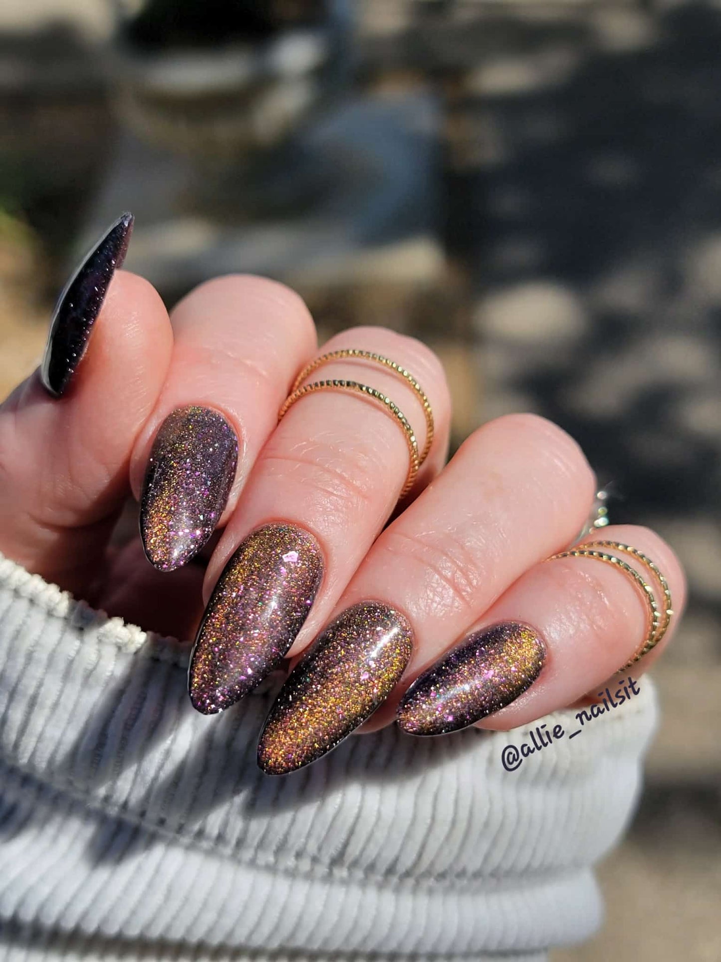 ULTRA Cosmos Cat Eye Gel Mani - Reflective Cat Eye - HEMA HPMA TPO Free