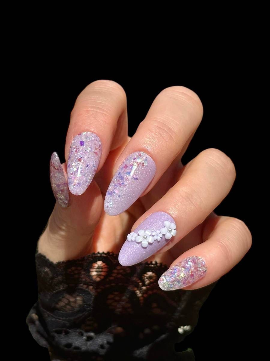 Lilac Tryst Dip Trio Mani