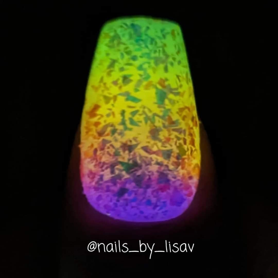 Neon Glow Sunset Voltage Dip Collection Mani